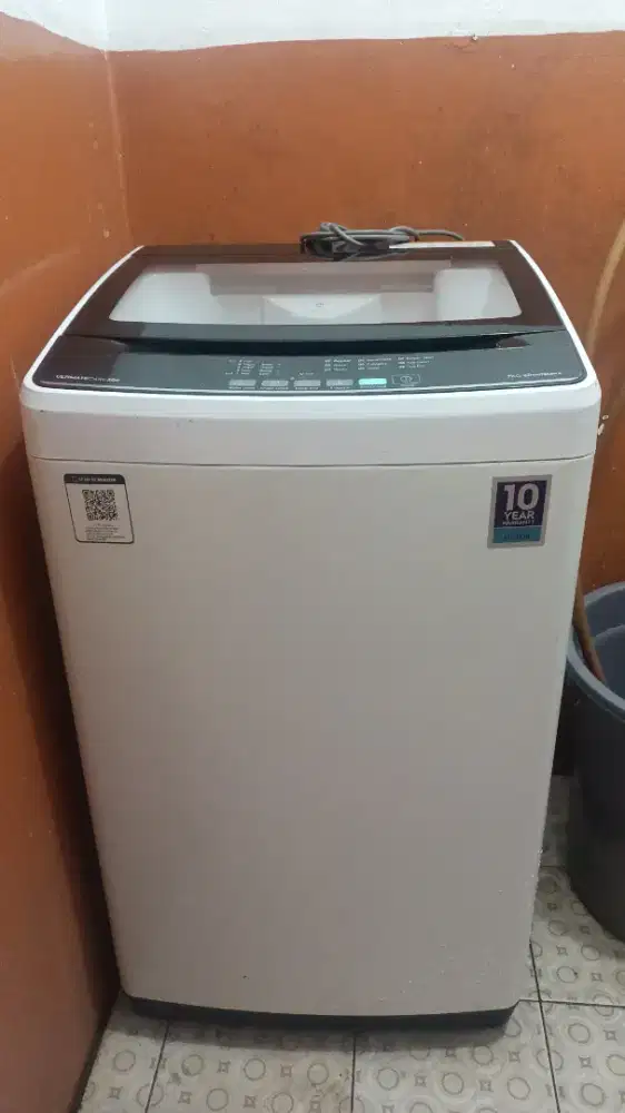 Mesin cuci Electrolux top loading