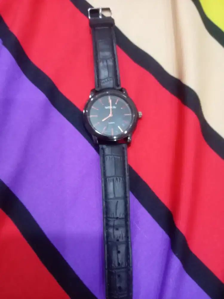 Jam tangan pria