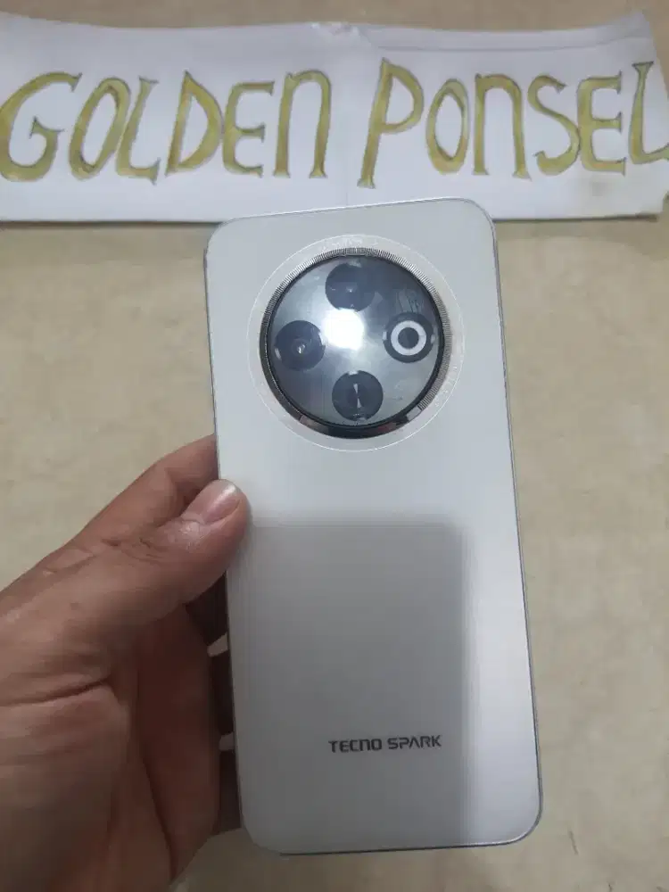 Techno Spark 30C 128Gb(Ram 6Gb+4Gb)#Golden Ponsel