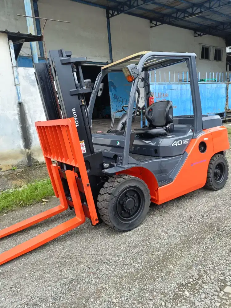 Forklift Toyota 4 ton forklip 8FD40 forklif