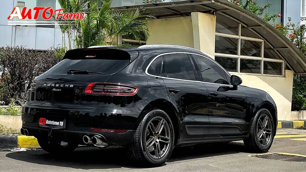 Porsche Macan 2.0 NIK 2014 Black On Beige Full Spec