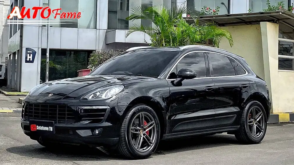Porsche Macan 2.0 NIK 2014 Black On Beige Full Spec