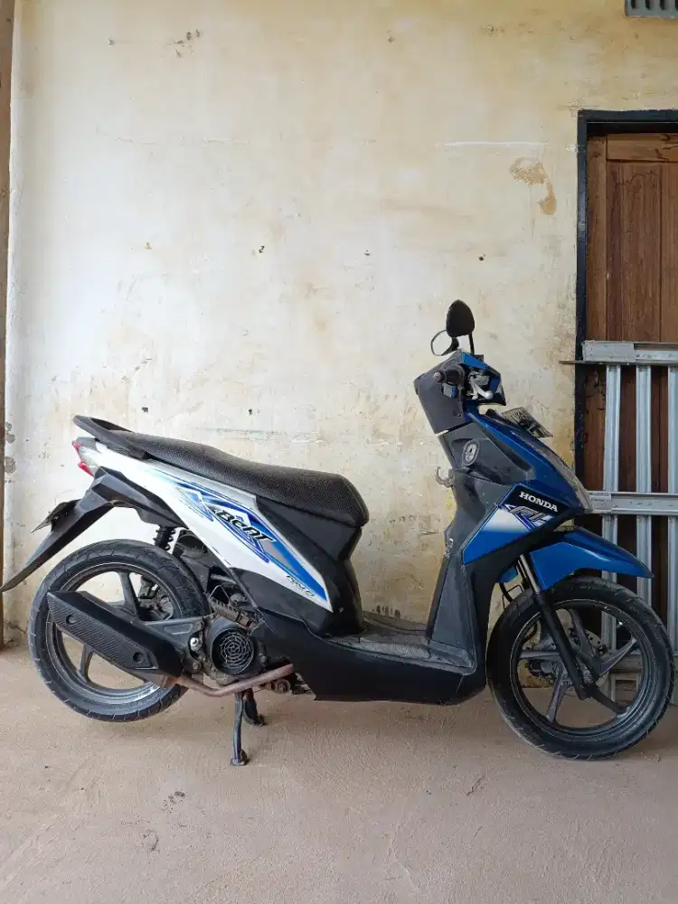 Honda Beat Injeksi 2014 (Biru)