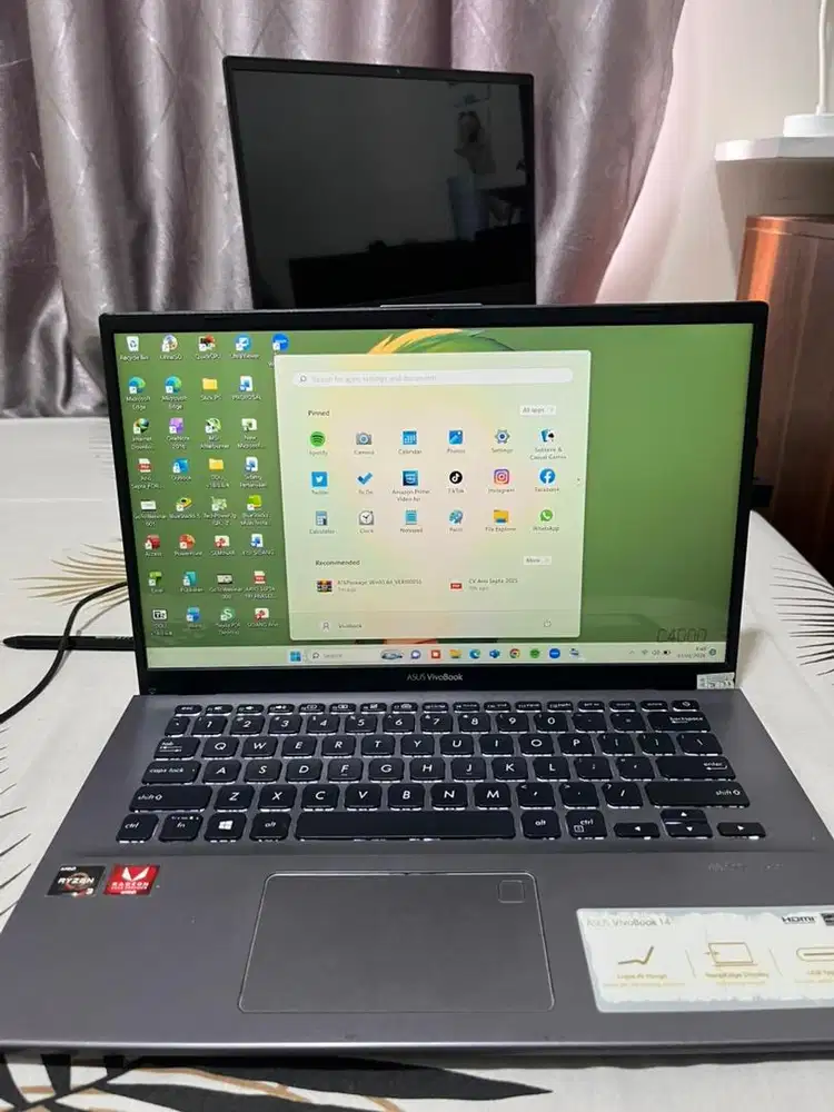 Di Jual Laptop Asus Vivobook