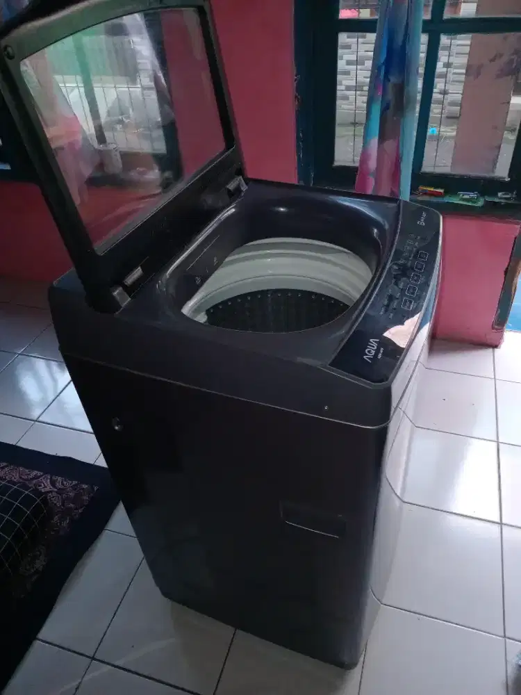 MESIN CUCI AQUA AQW 800F