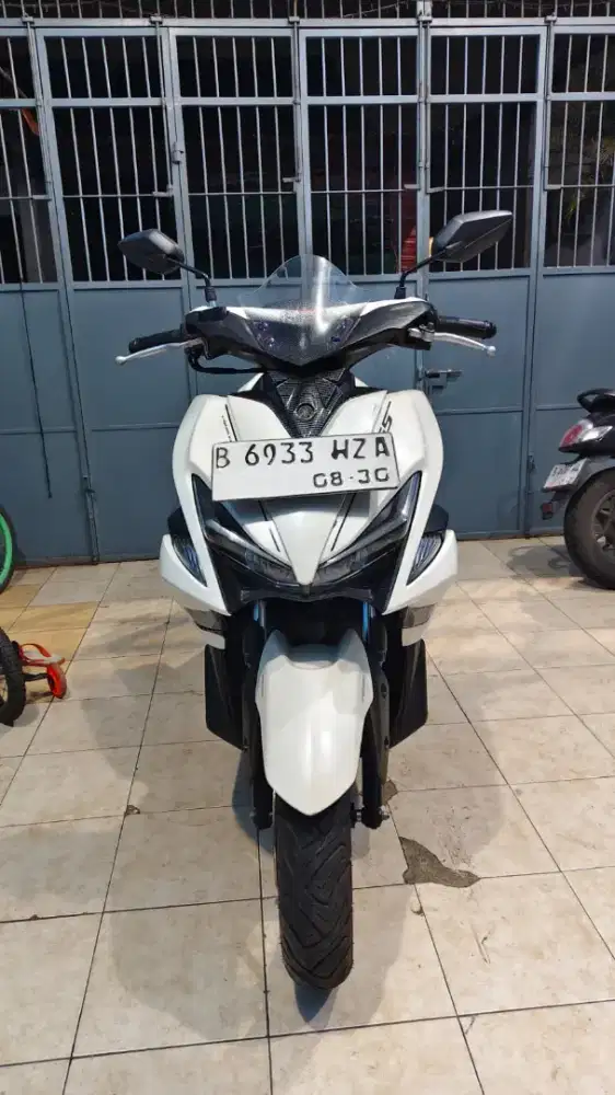 Yamaha Aerox ABS Tahun 2017 siap pakai