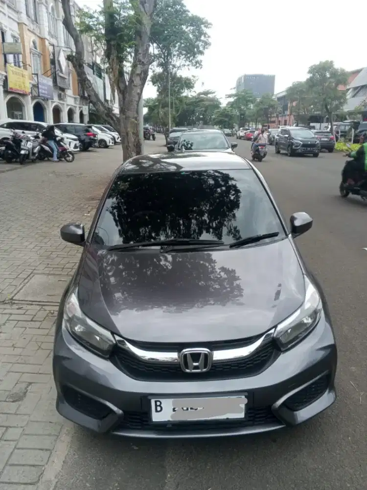 Mobil Brio bekas pribadi