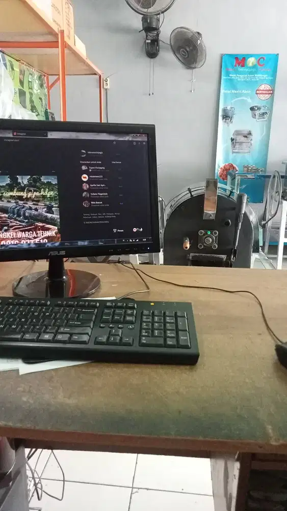 Dibutuhkan karyawan toko