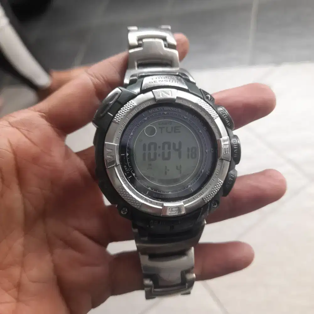 Jam casio protrek PAW 1500