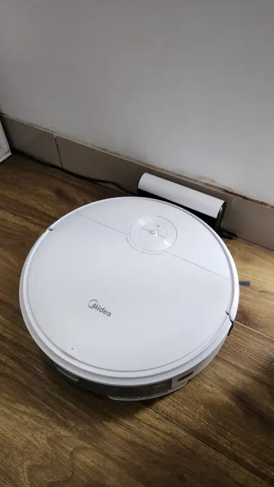 MIDEA i5c smart vacuum bot vakum robot bisa pel