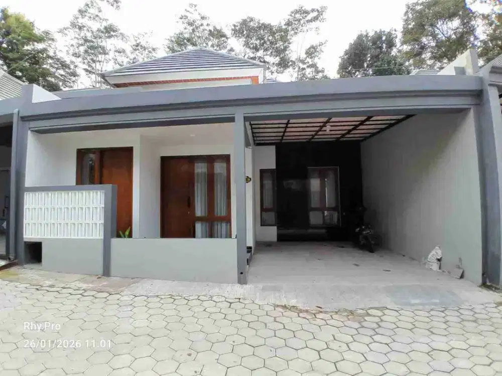 Rumah Baru Semi Furnish Dalam Cluster Dekat Kampus Uii - LS