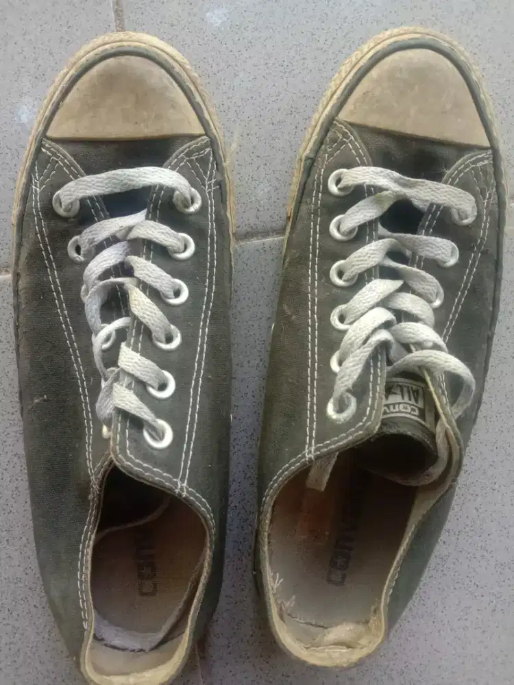 Jual sepatu merek converse all star ukuran 39