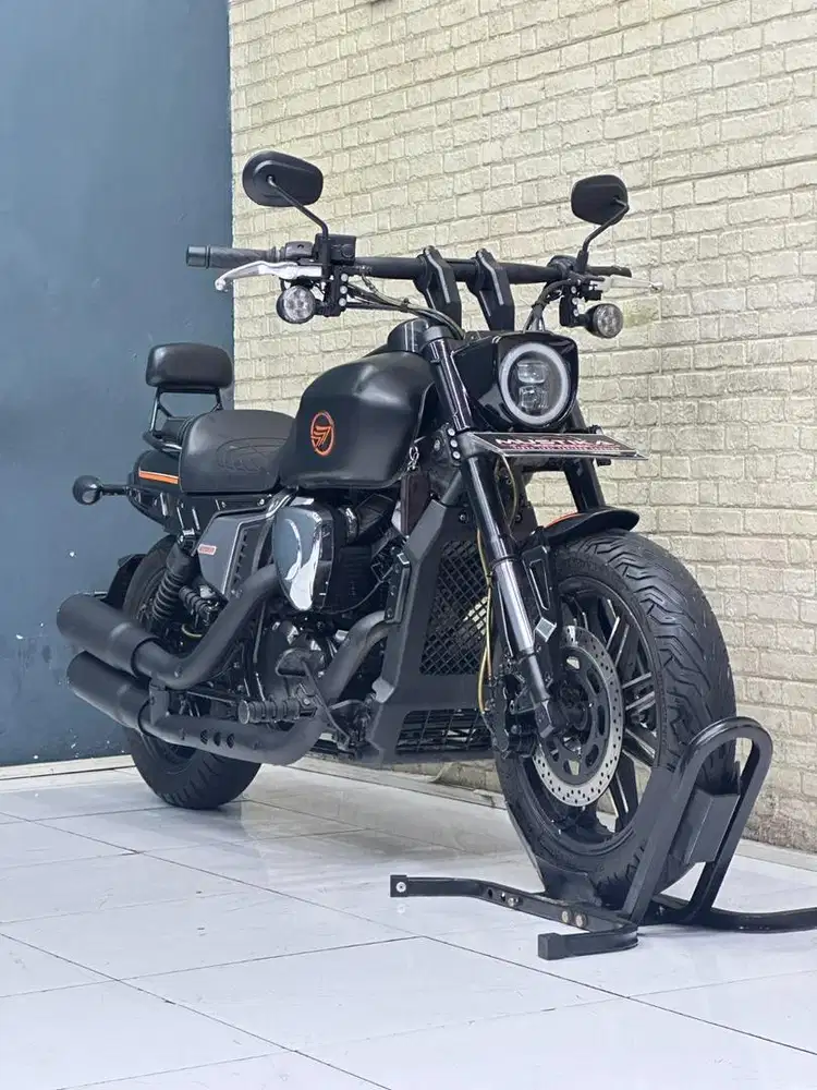 Keeway 250 2021 Kondisi terawat mesin segel - Zaki Mustika Motor