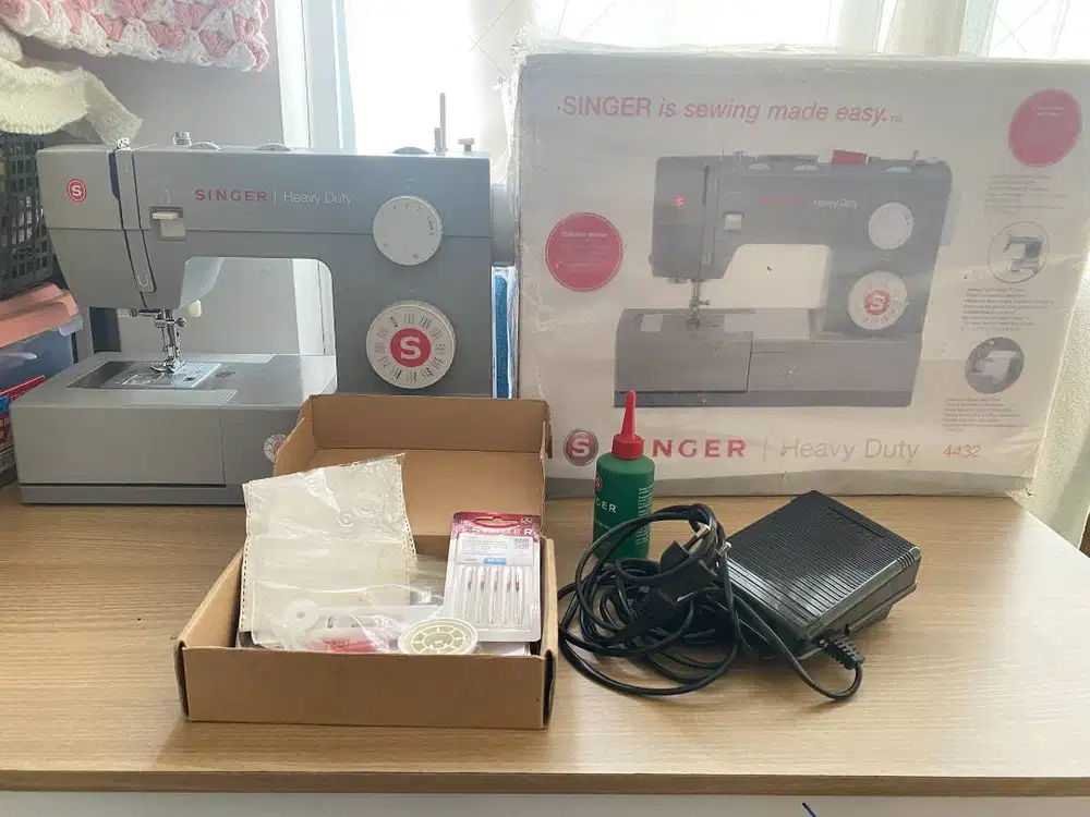 Mesin Jahit SINGER Heavy Duty 4432 – Like New