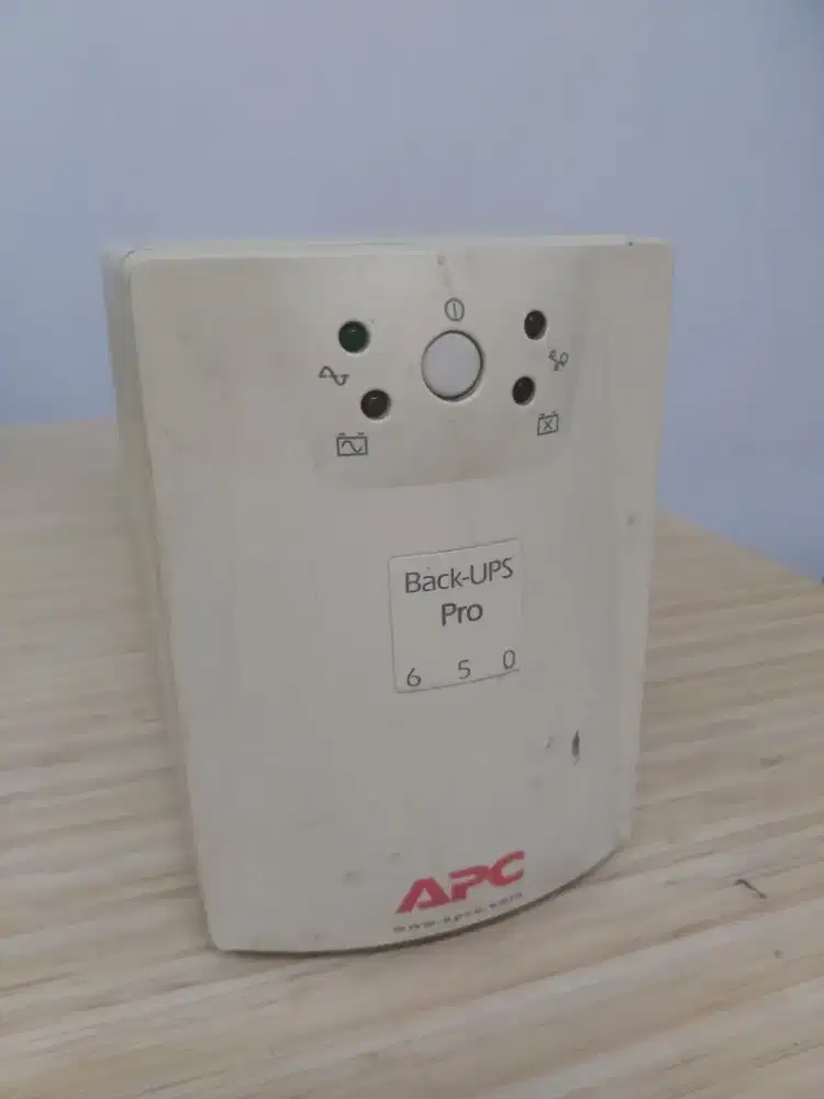 APC 650 Back-UPS PRO made in IRELAND