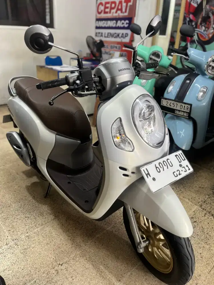 HONDA SCOOPY 2021 SAS JL BARATA JAYA 19 NO 5