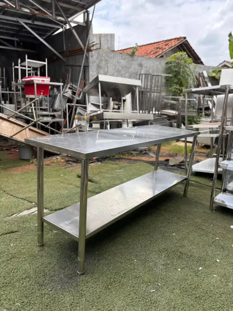 MEJA PREPARE 2 SUSUN

Ukuran 215x70x95

Harga 3.400.000