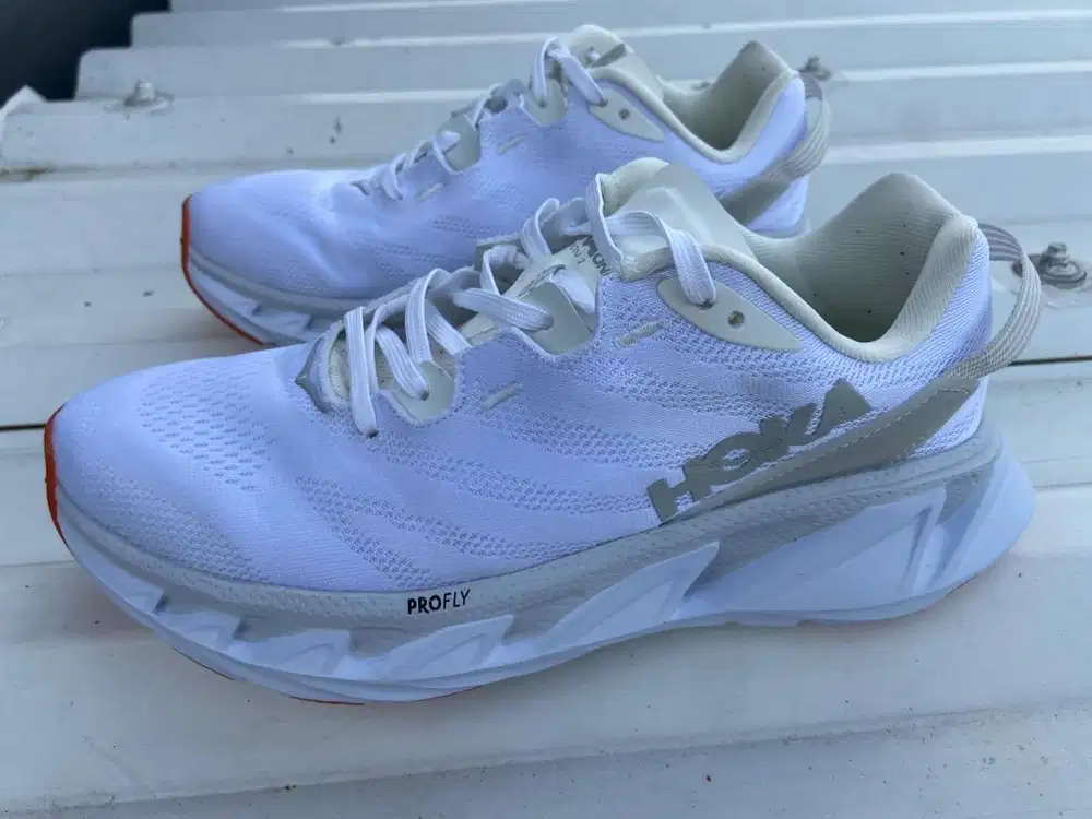 Hoka Elevon 2 white