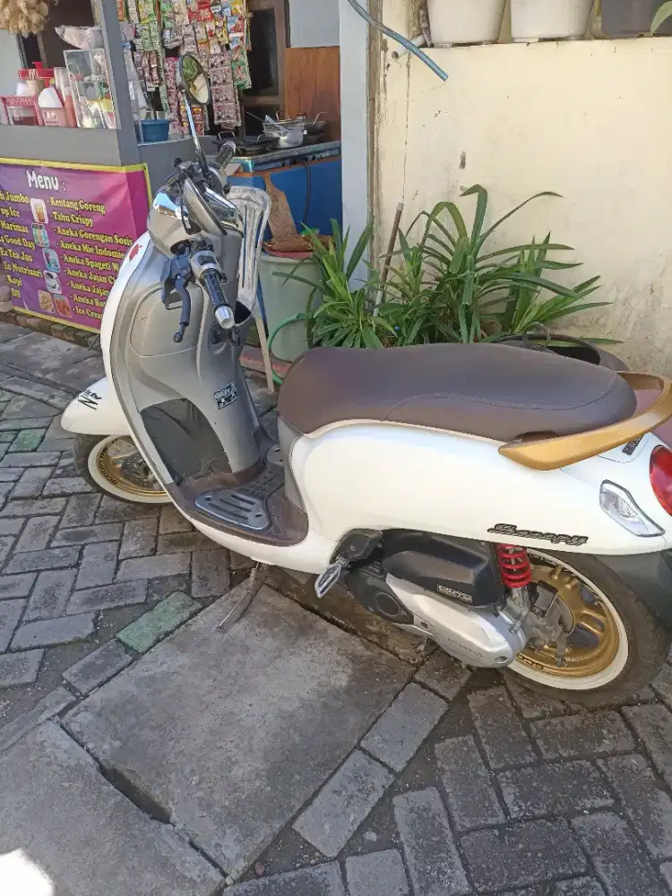 Jual honda scoopy prestige