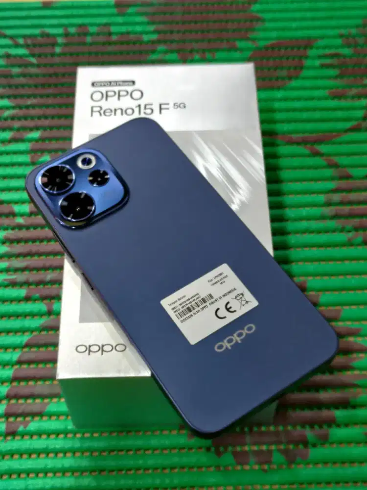Oppo reno 15f 5g 12/256 gb bnob