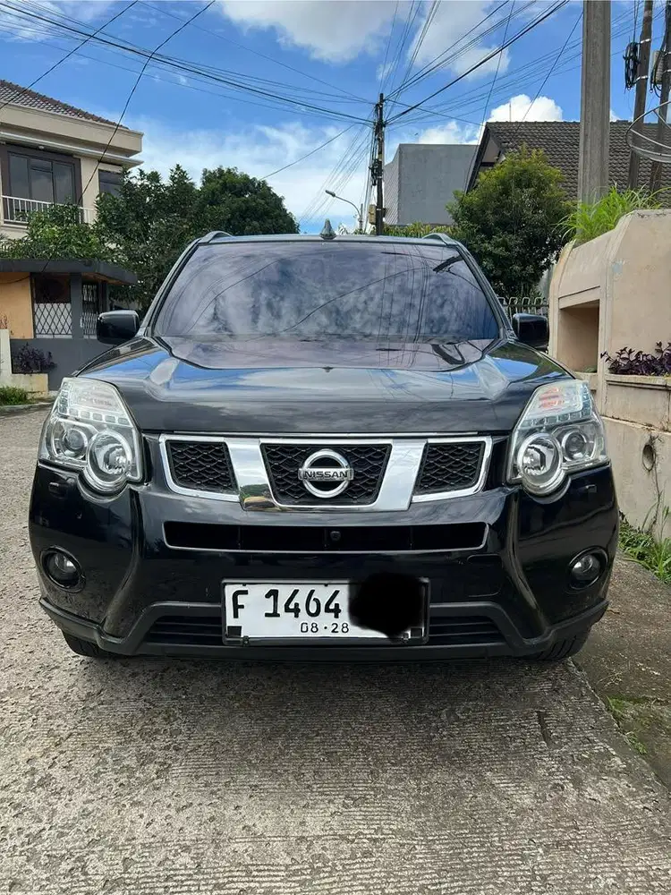 Nissan X-Trail 2.0 A.T Mulus NEGO!!!