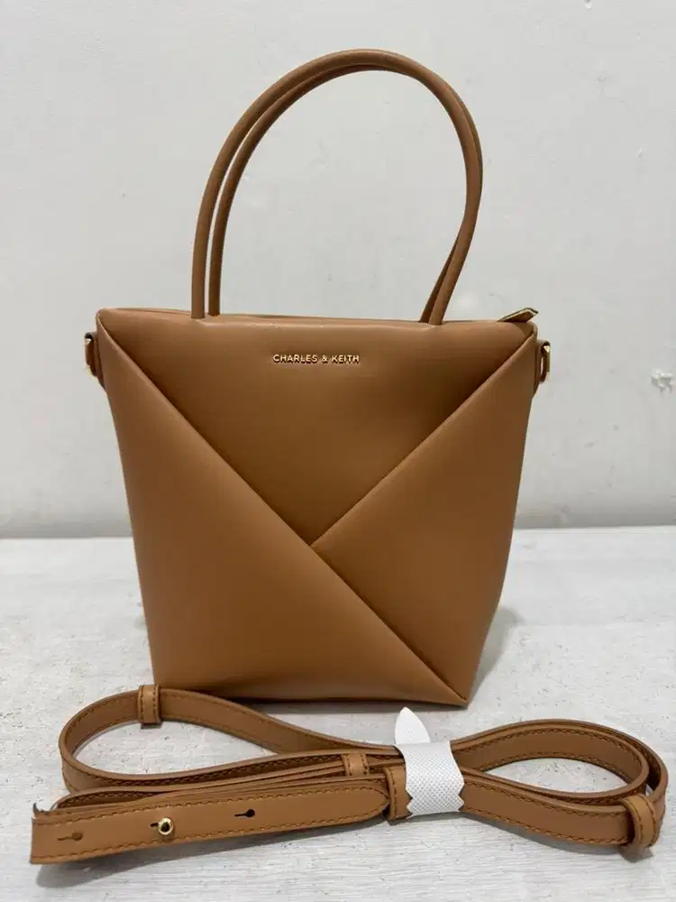 Tas Tote Bag Charles & Keith