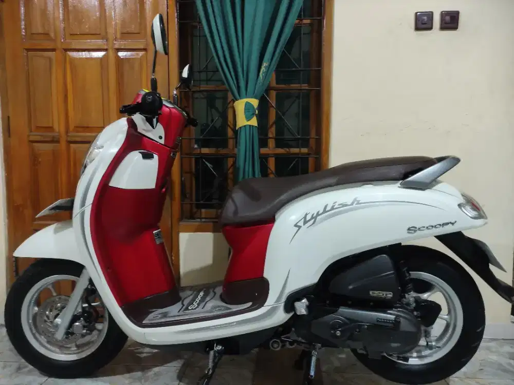Super istimewa lpw km scoopy stylish cbs iss super mulus jarang ada