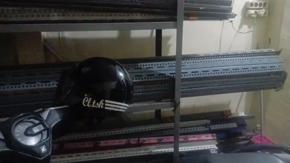 Jual rak besi tebal merk lion ukuran 50*100*250