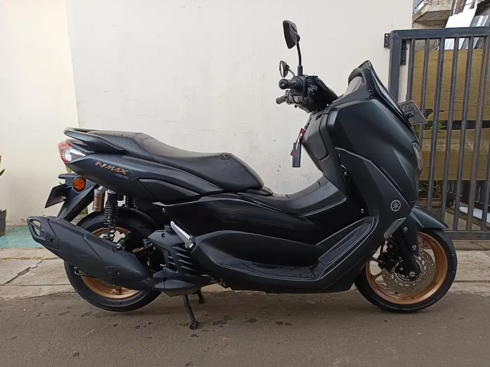 Di jual cepat nmax new non abs 2023 kunci orisinil