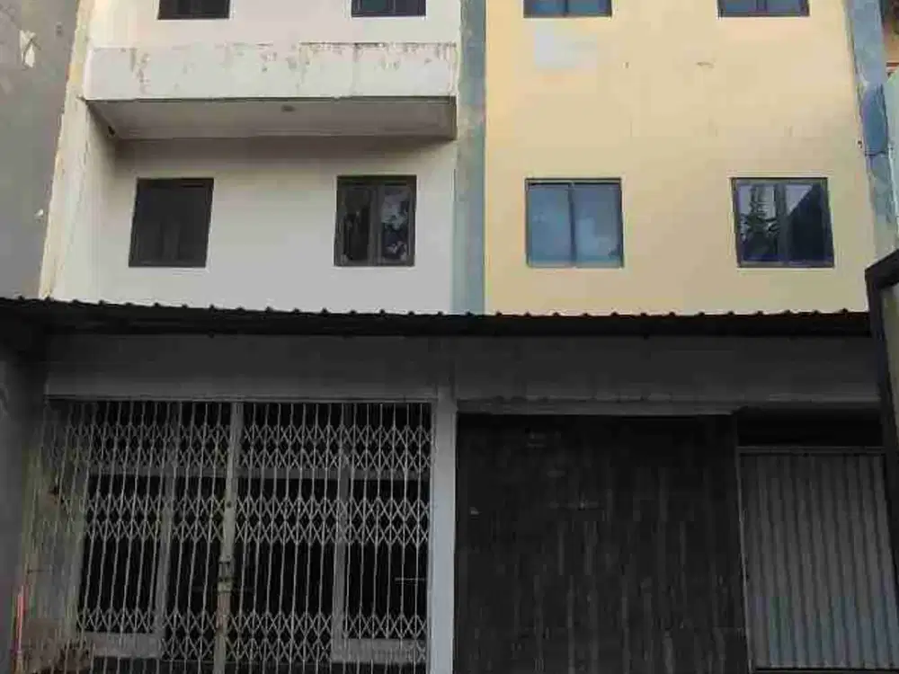 Ruko gandeng 4 dan 3 lantai Strategis di Kampung Melay, Jatinegara, Jaktim. Akses 2 Mobil, Cocok Usaha & Investasi.