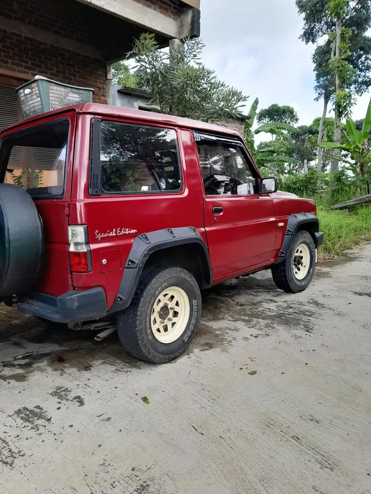 Daihatsu Feroza 1994 Bensin