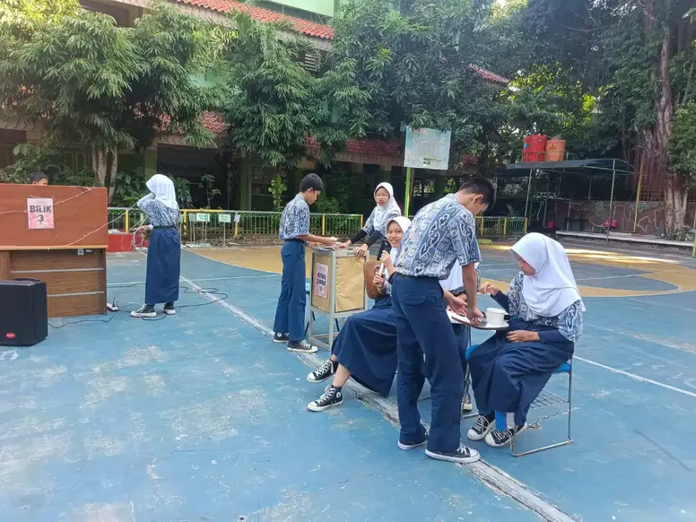 DICARI OJEK LANGGANAN UNTUK ANTAR ANAK SEKOLAH