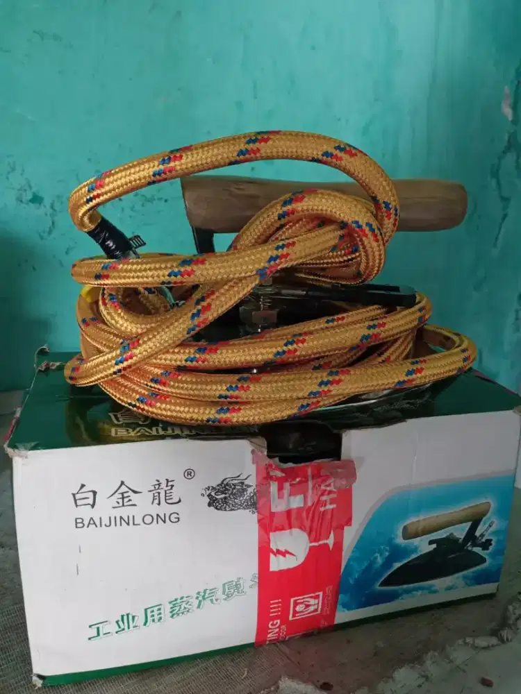 Boiler mesin uap + setrika uap ( tanpa kompor )