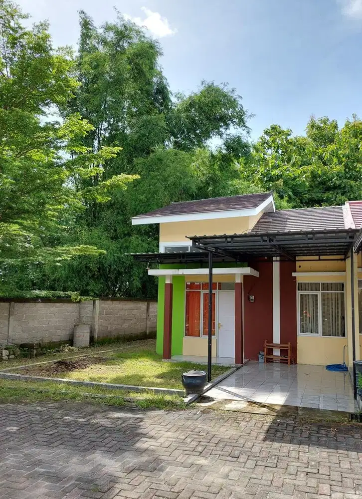 Dikintrakkan Rumah Perumahan D'Widjie Slambur Geger, Kab. Madiun