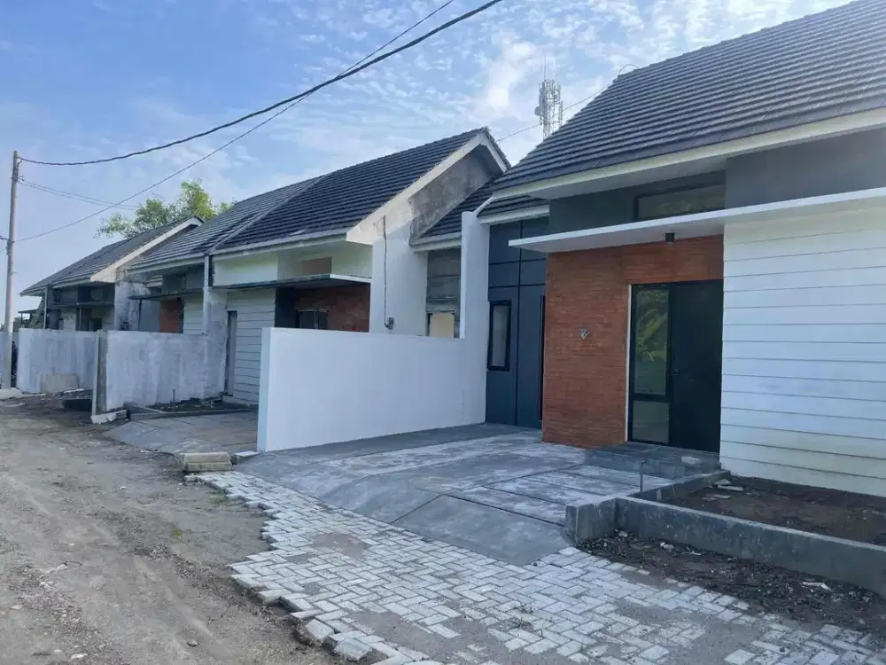 RUMAH CANTIK CLUSTER “THE ALEZA”