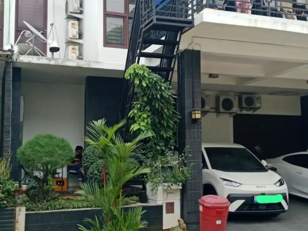 DIJUAL RUMAH MEWAH Dengan POOL CLUSTER DISCOVERY LUMINA BINTARO