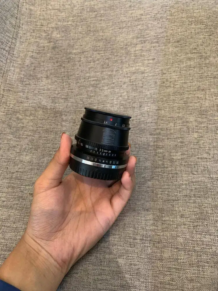 LENSA TT ARTISAN 35MM F1.4 FOR FUJI