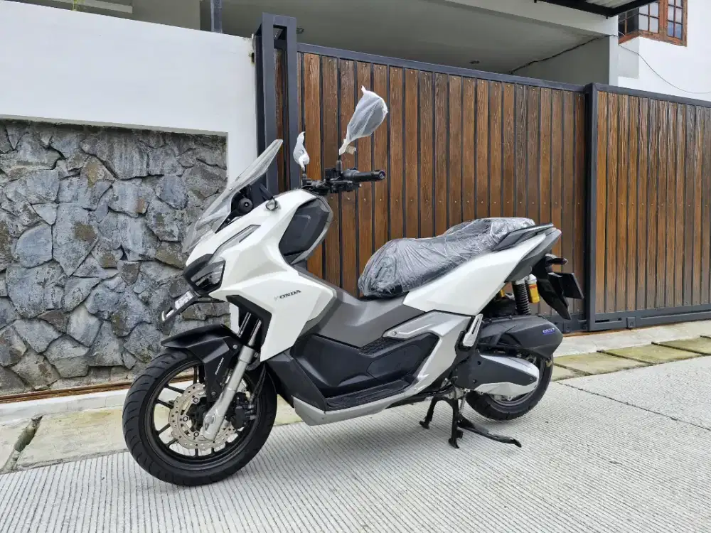 ((PROMO DP HANYA 1,5JT‼️)) NEW HONDA ADV 160 CBS TH 2023 LIKE NEW !