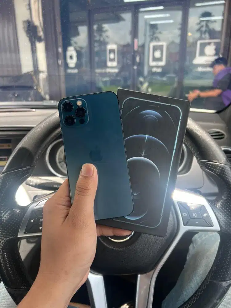 iPhone 12 Pro 128GB resmi IBox (like new)