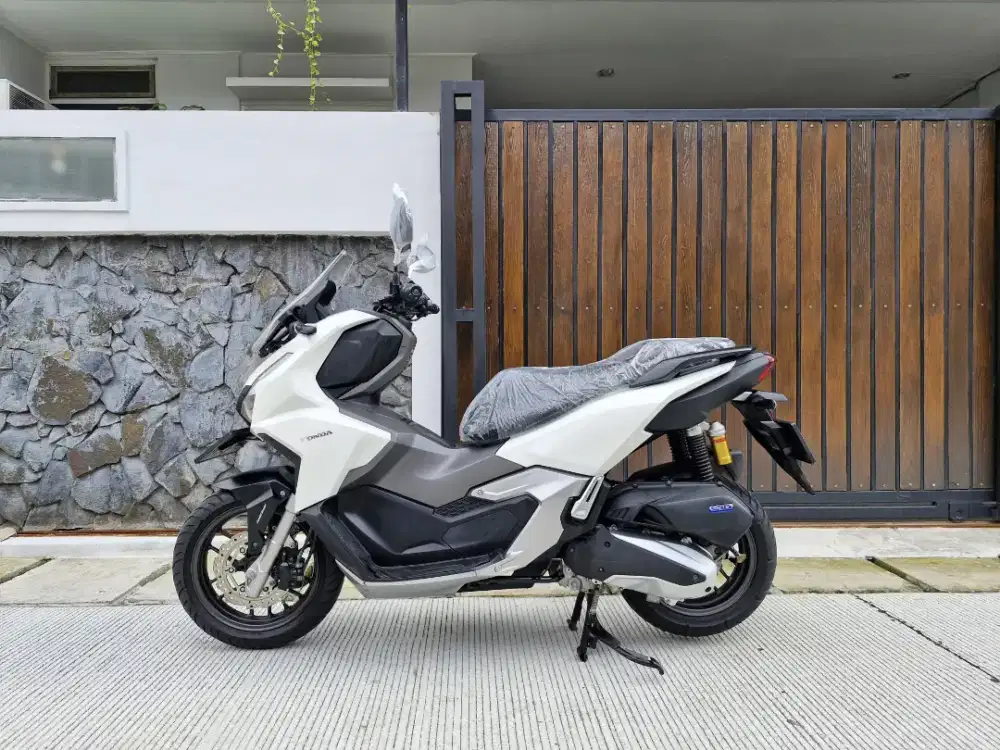 ((PROMO DP HANYA 1,5JT‼️)) NEW HONDA ADV 160 CBS TH 2023 LIKE NEW !