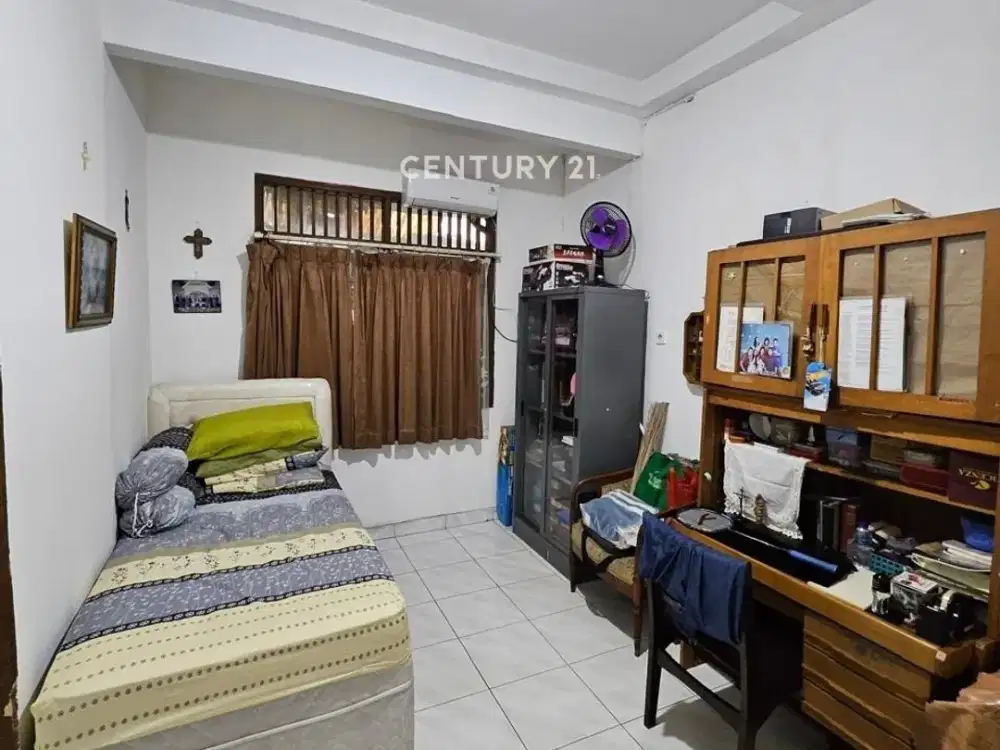 Rumah Strategis Harga Menarik  Dekat Stasiun Pondok Ranji Bintaro