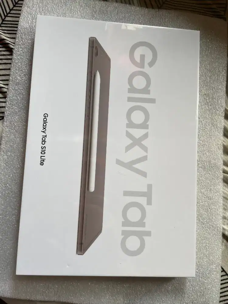 Samsung s10 lite new