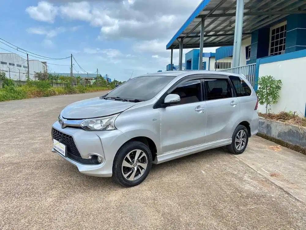 TOYOTA AVANZA VELOZ 1.5 AT 2016