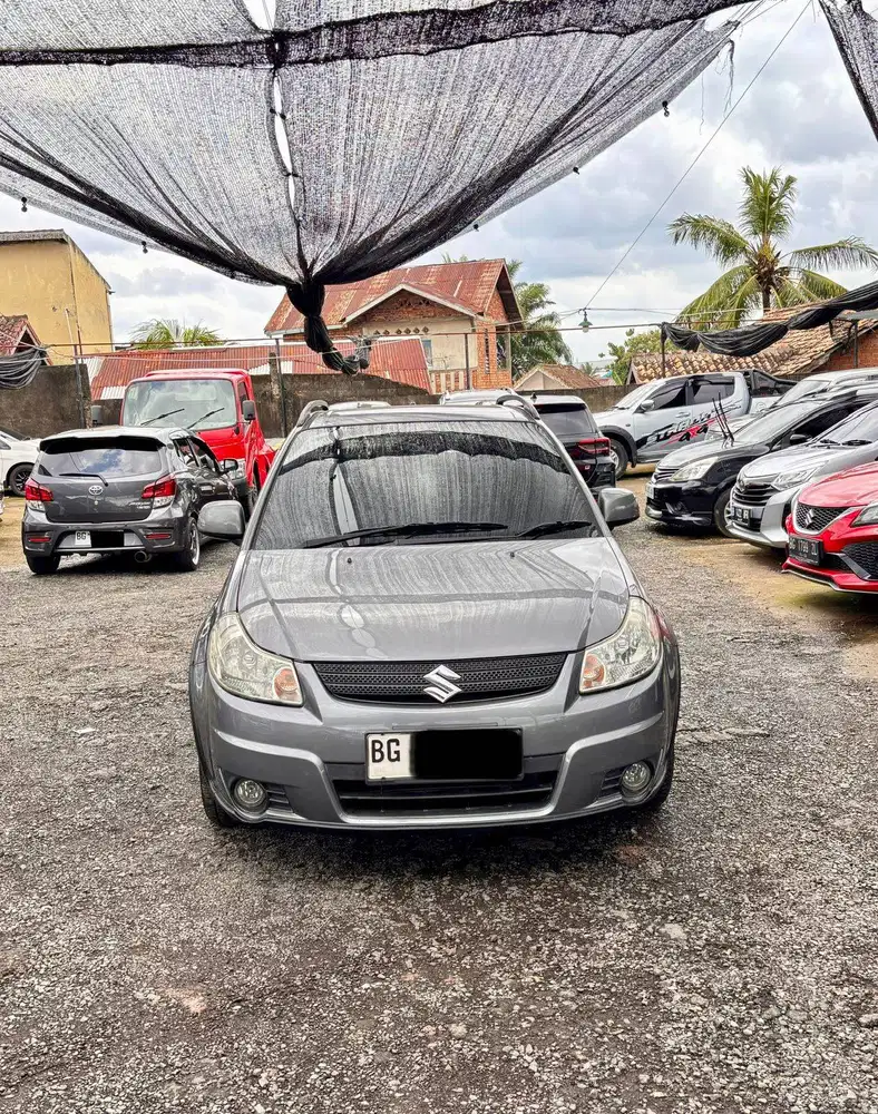 suzuki x-over matic 2010