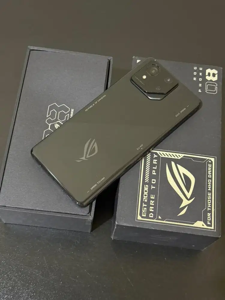 Asus rog 8 12/256 Resmi