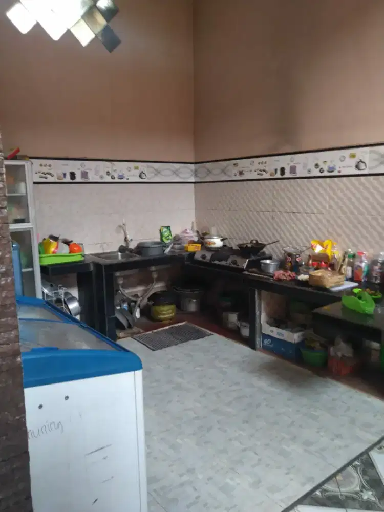 Dijual Rumah huni 2,5 lantai bisa jadi kos kosan dekat Undip Tembalang