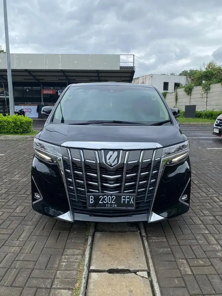 Alphard Tss G atpm 2021 km 30rb