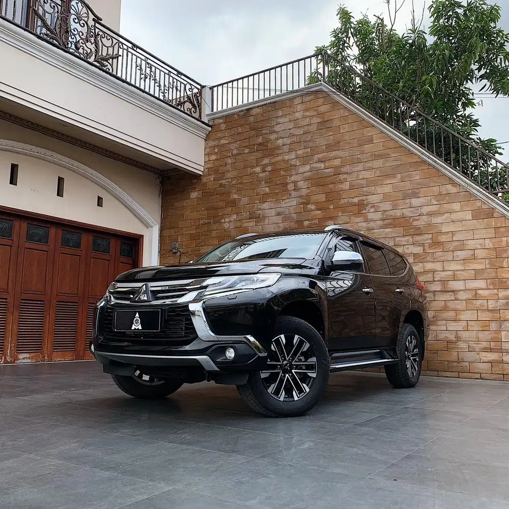 ( Km 57.000 ) 2016 Mitsubishi Pajero Sport 2.4 Dakar Diesel 4X2 A/T