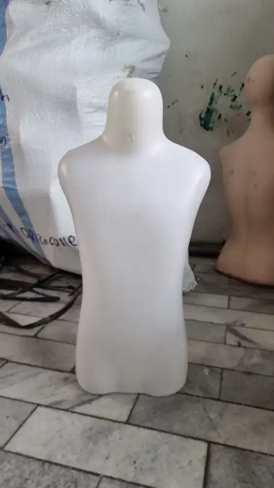 Patung anak tanggung