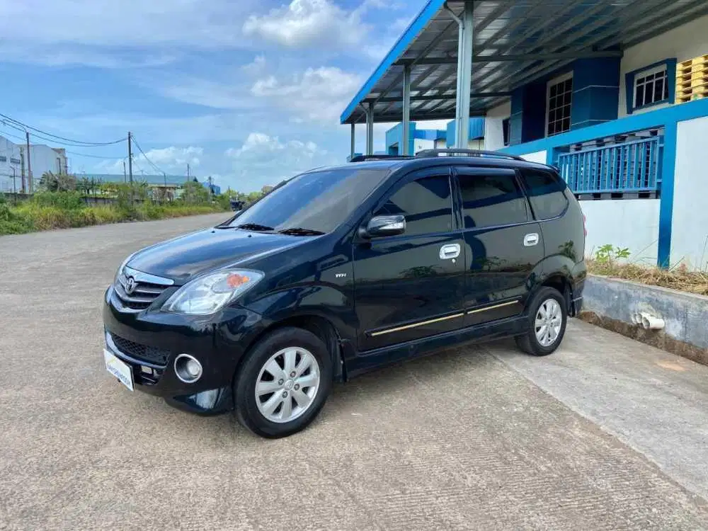 TOYOTA AVANZA 1.5 S AT 2011